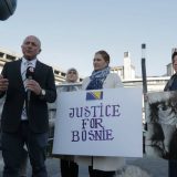 I dopadanje i negodovanje posle prikazivanja filma "Suđenje Ratku Mladiću" 3