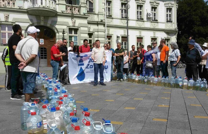 Golgota s vodom u Zrenjaninu (VIDEO) 1