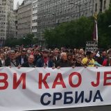 Pretučeni odbornik iz Knjaževca na protestu u Beogradu 5