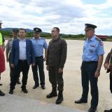 Ministar Vulin obišao radove na vojno-civilnom aerodromu „Morava“ 2