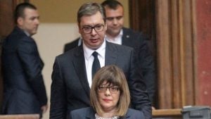 Vučić u Skupštini: Srbija nema vlast na Kosovu, prestati sa obmanjivanjem javnosti 9