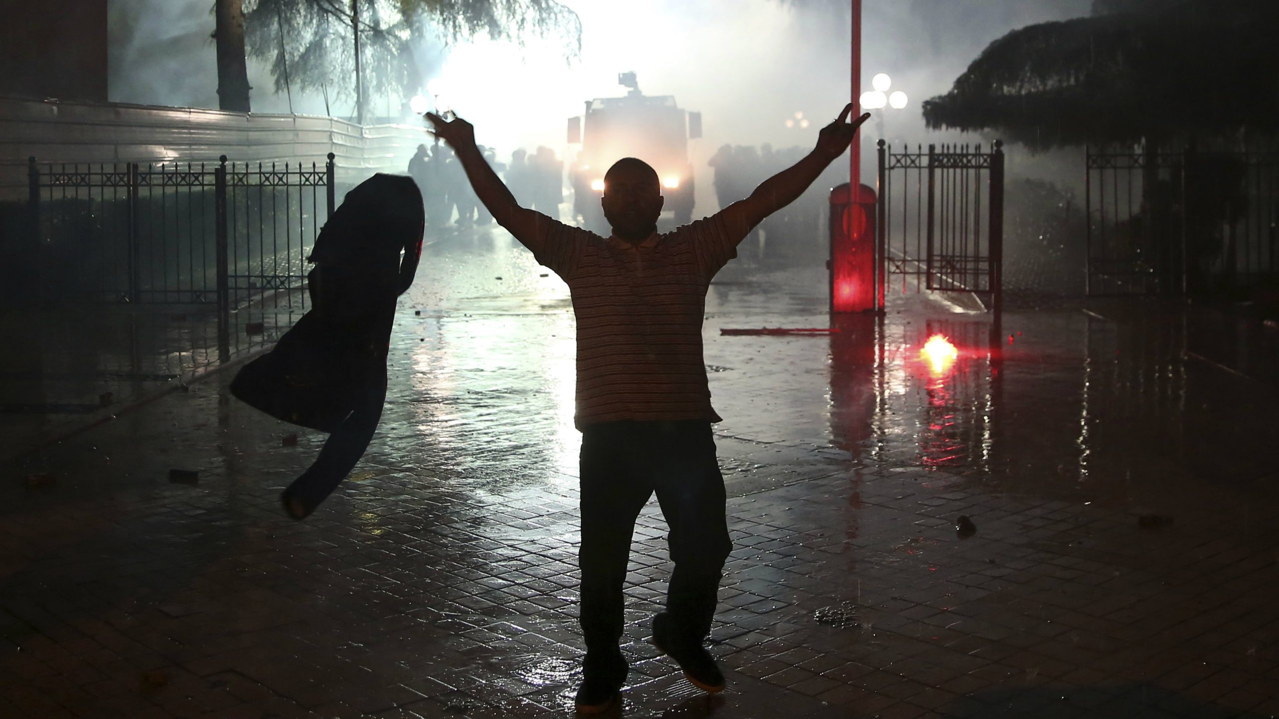 EU i OEBS pozvali albansku opoziciju da izbegava nasilje na protestima 1