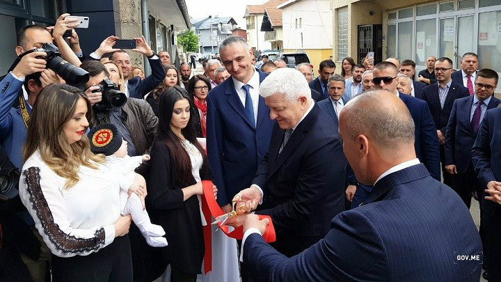 Crnogorski premijer otvorio Razvojni centar Crnogoraca na Kosovu 1