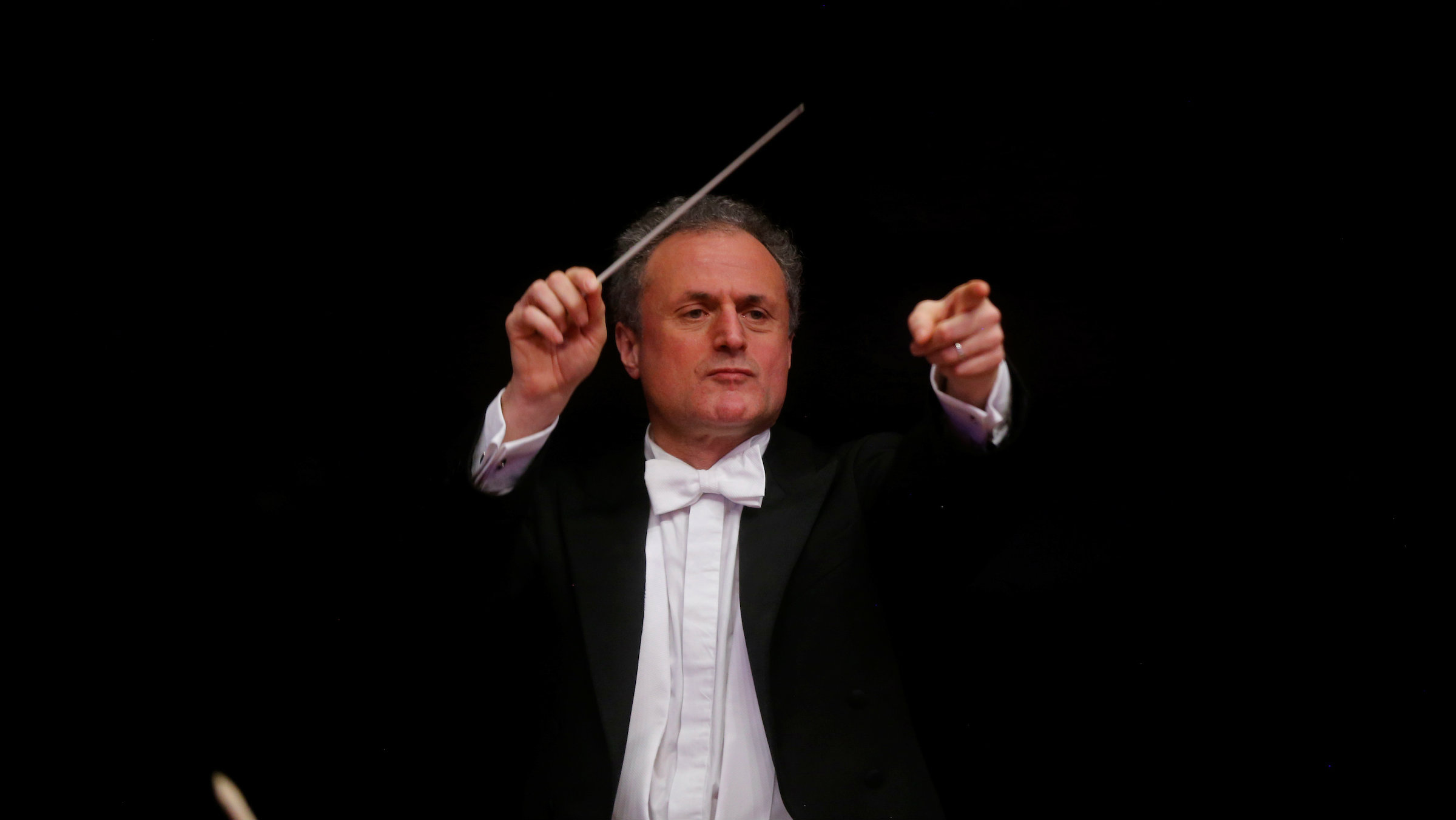 Poslednje "Ašikovanje" u Filharmoniji 10. maja 1