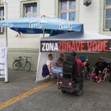 Vlast obesmišljava protest 8