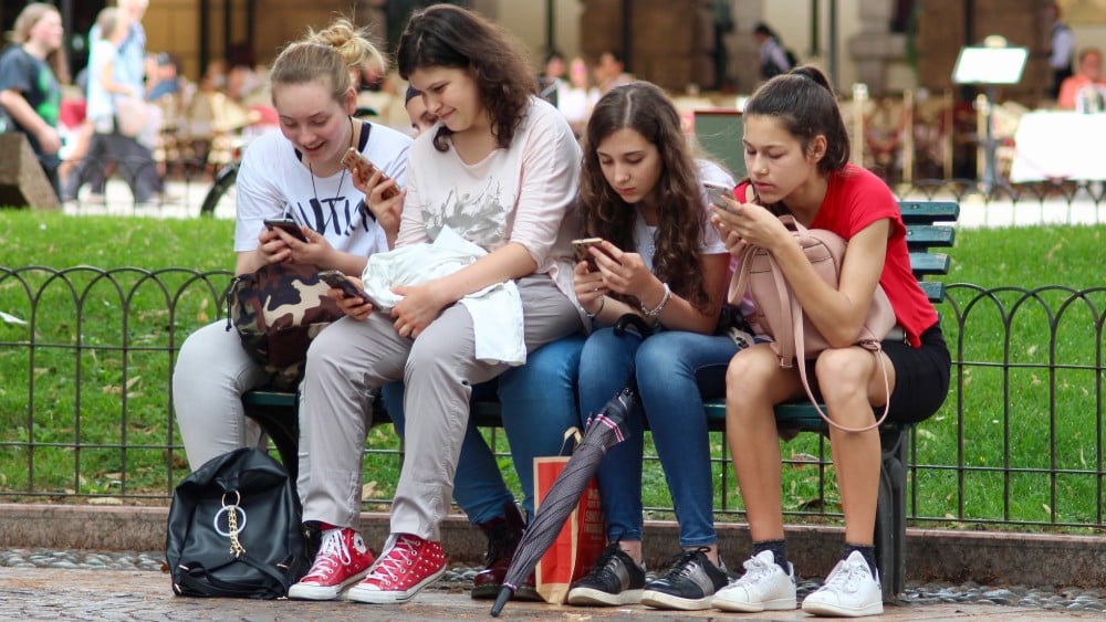 Agresivne onlajn rasprave podstiču podele u društvu 5