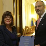 Gojković na sastanku sa Fabricijem: Zašto je SZS u izveštaju Evropske komisije? 13