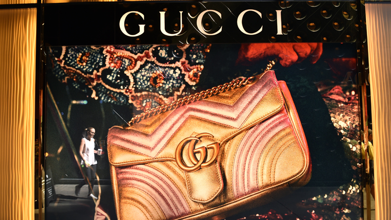 Guči kroz kolekciju Kruz 2020 podržao pravo na abortus 1