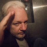 Ministar: Asanž neće biti izručen zemlji u kojoj mu preti smrtna kazna 1