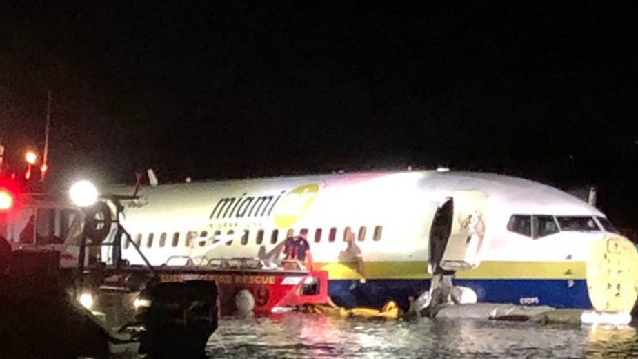Avion sa 143 putnika upao u reku na Floridi, nema mrtvih 1