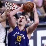Nikola Jokić sakupio osam nedeljnih nagrada u NBA 5