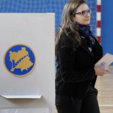 CIK odlučio da sva dokumenta moraju biti izdata na Kosovu, Veselinović napustio sednicu 6