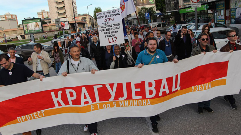 U Kragujevcu 24. protest protiv Vučićeve i gradske vlasti, idući put i partije (VIDEO) 1