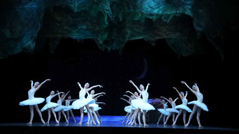 Premijera "Labudovog jezera" u Narodnom pozorištu 1