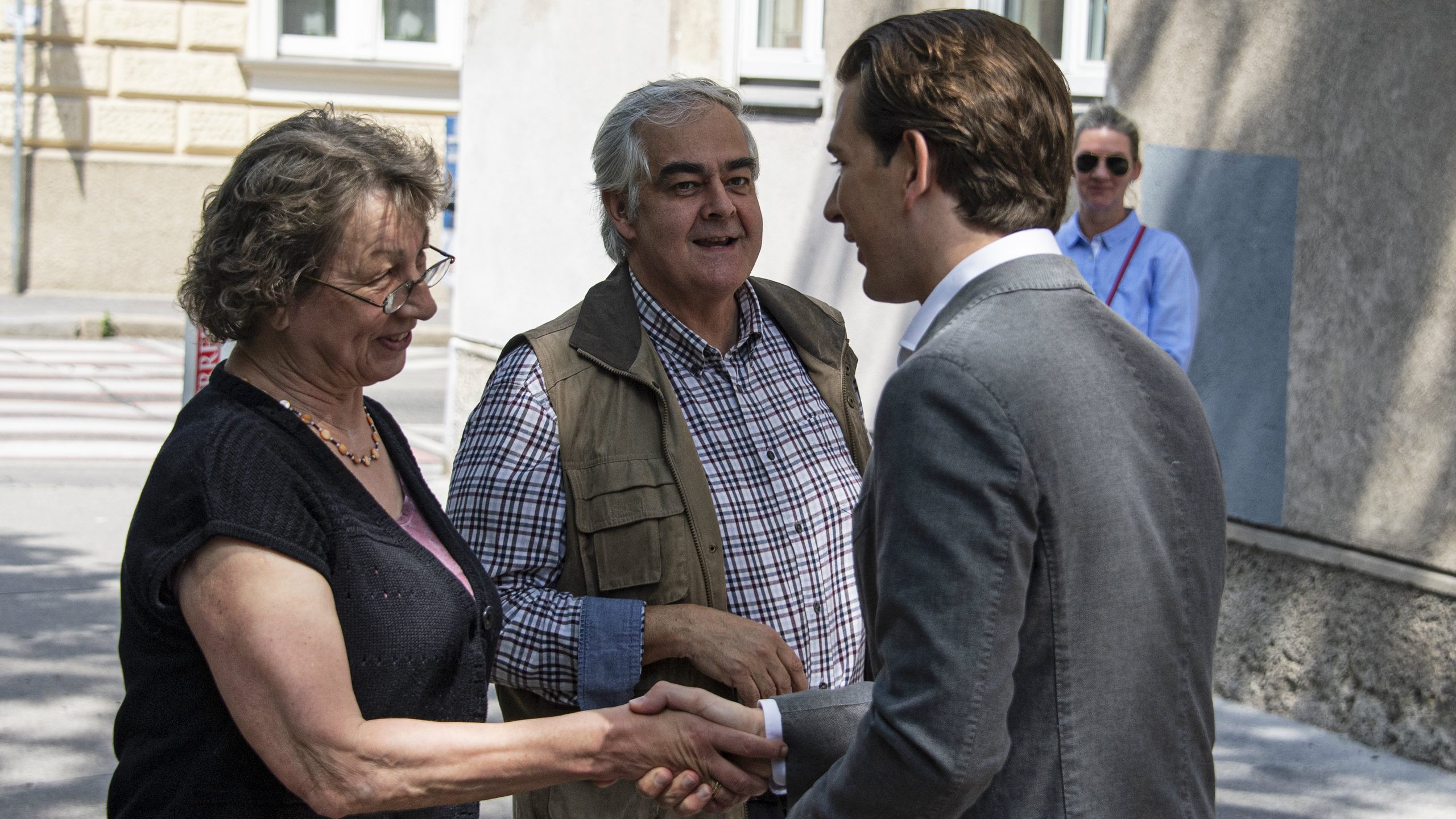 Ankete: Ubedljiva pobeda Sebastijana Kurca 1