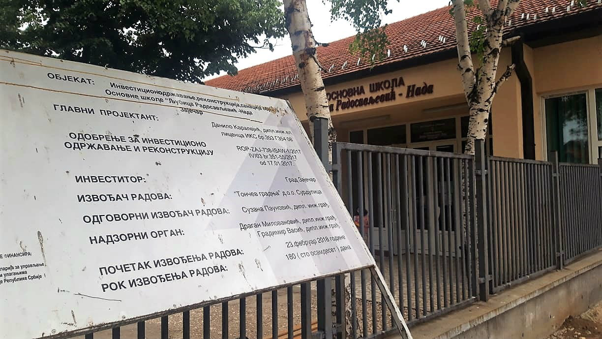 Zbog lošeg projekta rekonstrukcija O.Š. „Ljubica R. Nada“ i dalje traje 1