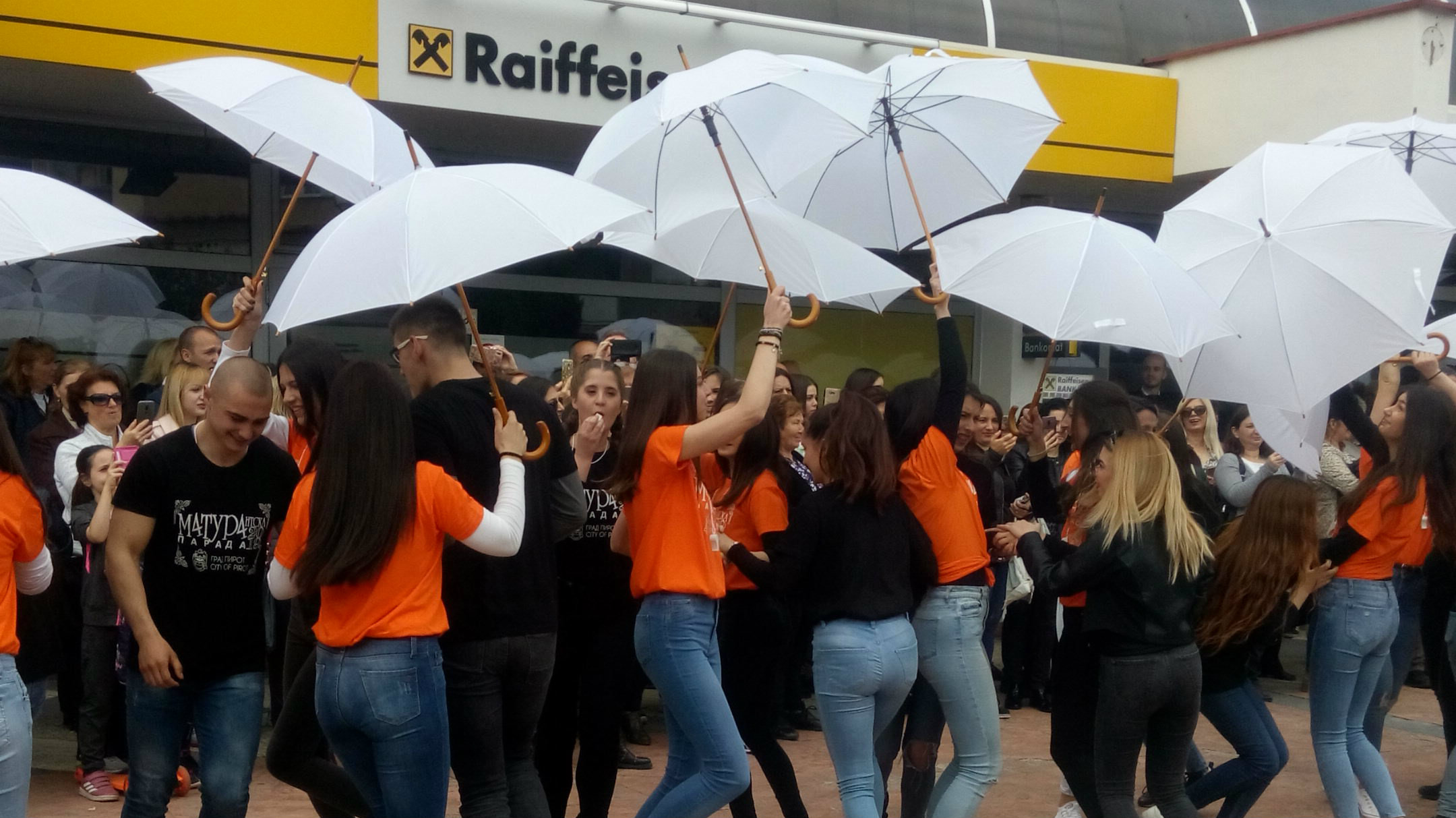 Maturantska parada u Pirotu 2