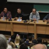 "Nije filozofski ćutati": Srbija je raj za satiričare 6