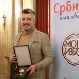 Plazma po deveti put dobila zlatnu plaketu za omiljeni brend 4