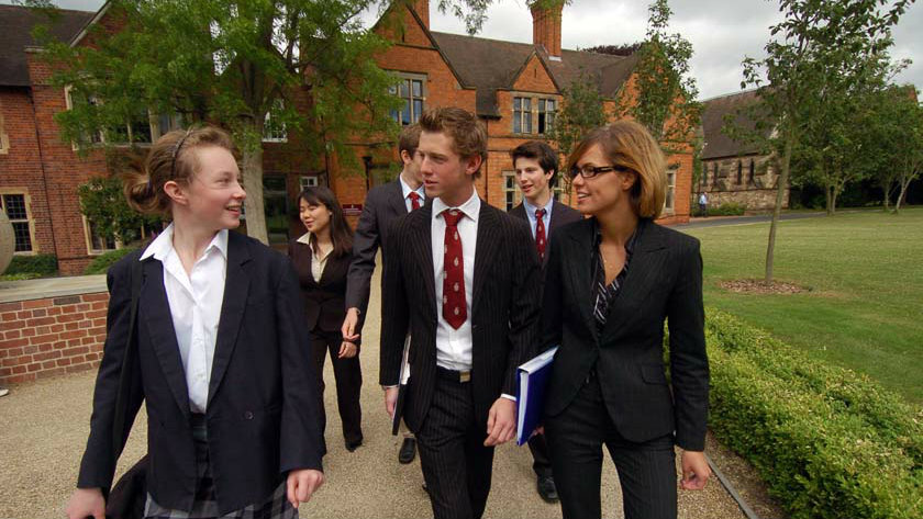 Srednja škola u inostranstvu - kad je pravo vreme za odvajanje dece od roditelja? 1