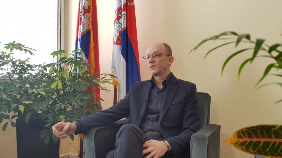 Potpredsednik Dveri pozvao Trivana da podnese ostavku posle izlivanja mazuta u Moravicu 1