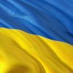 Razvijanjem velike zastave Ukrajine završen beogradski Marš solidarnosti i mira 17