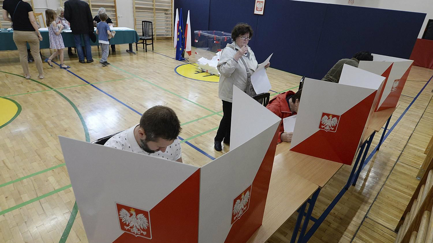 Odloženi predsednički izbori u Poljskoj 1