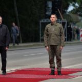 Parada pomerena za dan zbog obaveza predsednika? 12