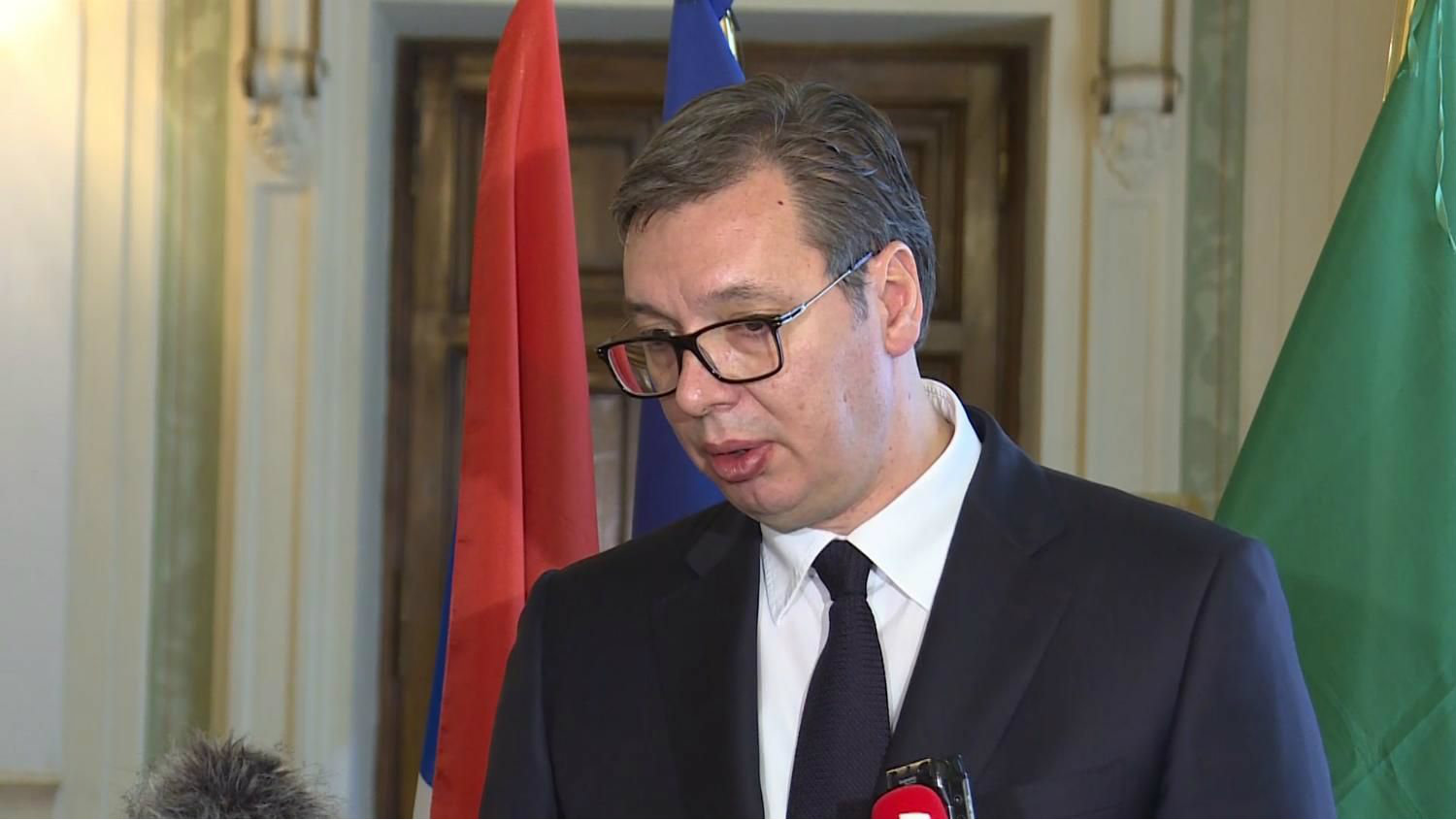 Vučić: U Patrijaršiju sam išao da odgovaram na pitanja SPC, nikakvog tajnog sastanka nije bilo 1