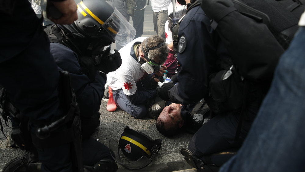 Istraga zbog policijskog nasilja na protestu Žutih prsluka 1