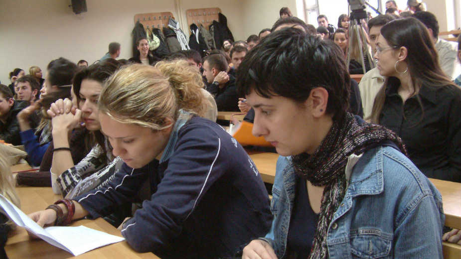 U Sjedinjenim Državama 43 odsto srpskih iseljenika ima fakultet 1