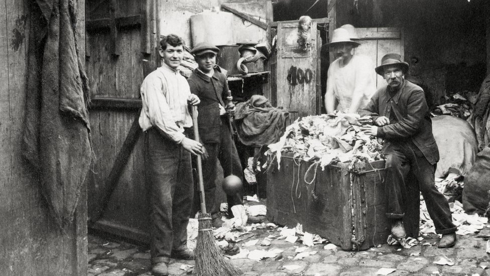 Sakupljači krpa u Parizu 1913. godine