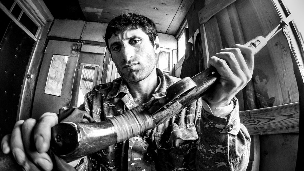 Izraelski fotograf za BBC na srpskom: „Kako sam rastao u mržnji i naučio da je se oslobodim" 2 Nagorno Karabah