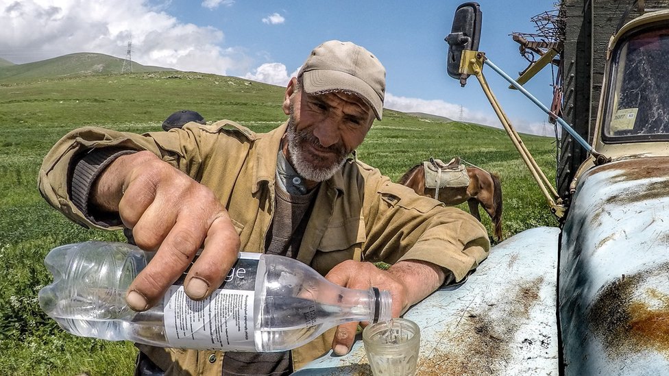 Izraelski fotograf za BBC na srpskom: „Kako sam rastao u mržnji i naučio da je se oslobodim" 6 fotografije Gilada Sadea