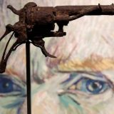 Pištolj kojim je Van Gog navodno pokušao da se ubije prodat za 162.000 evra 5