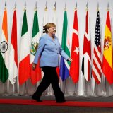 Merkel poručila da je javna zabrinutost za njeno zdravlje nepotrebna 5