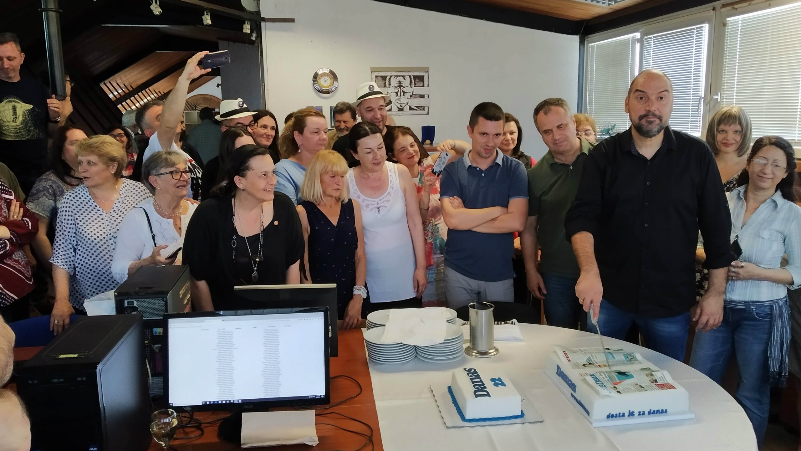 Čestitke za 22. rođendan Danasa 1