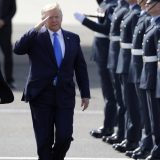 Tramp: SAD posvećene fenomenalnom trgovinskom sporazumu sa Britanijom 1