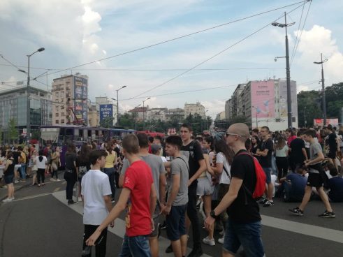 Mali maturanti zahtevaju da se poništi maturski ispit (FOTO) 6