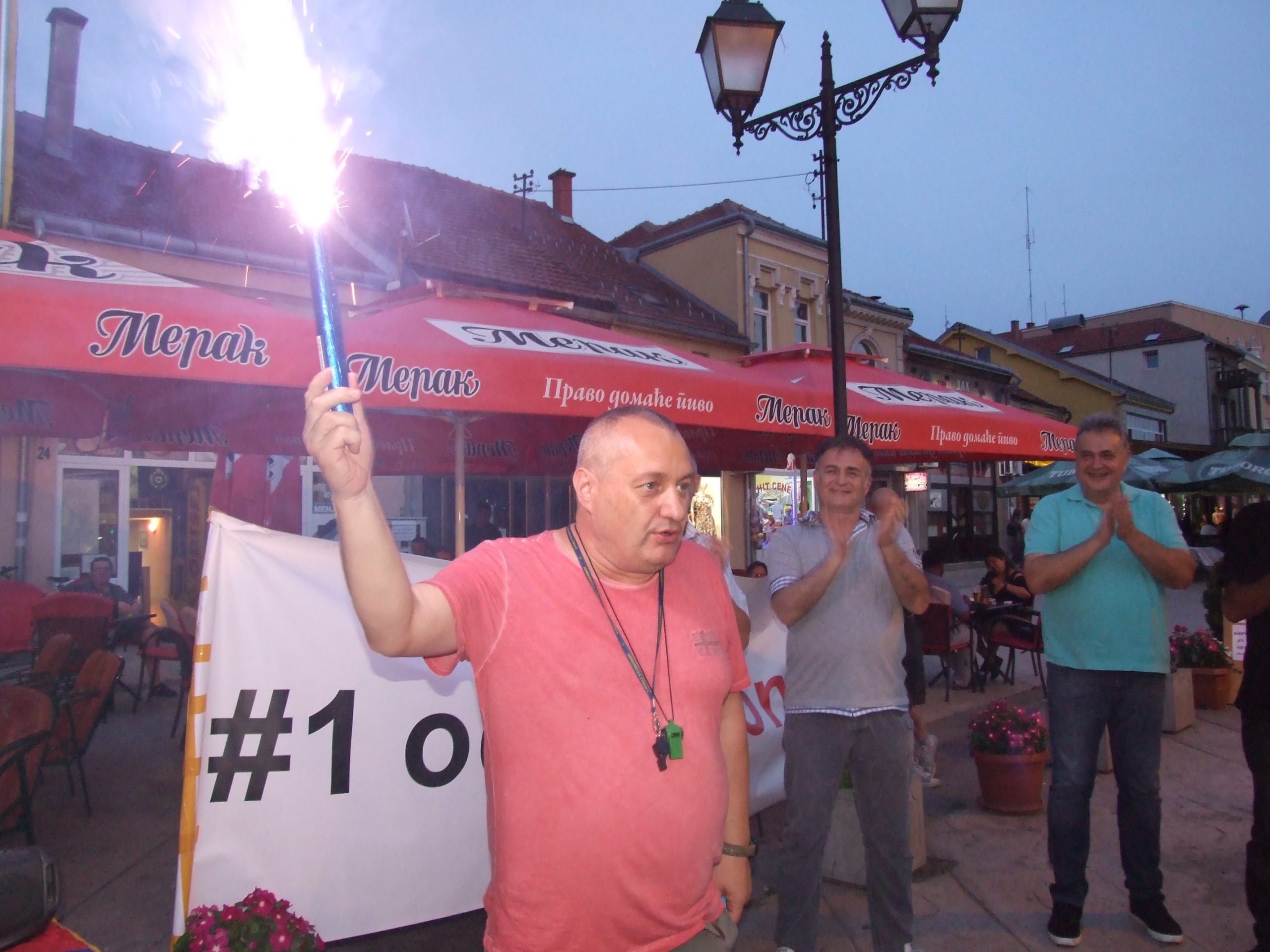 Negotin: Na 14. protestu „1 od 5 miliona" upaljena "baklja slobode" 1