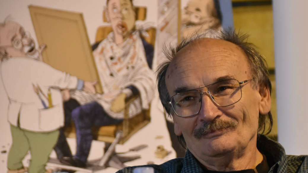 Marina Abramović na vrhu gomile kostiju 1