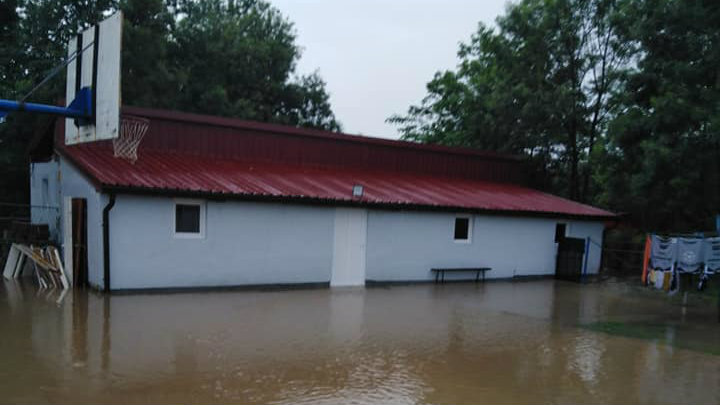 Marić: Voda se povlači, sad aktivnosti za povratak kućama (FOTO) 8