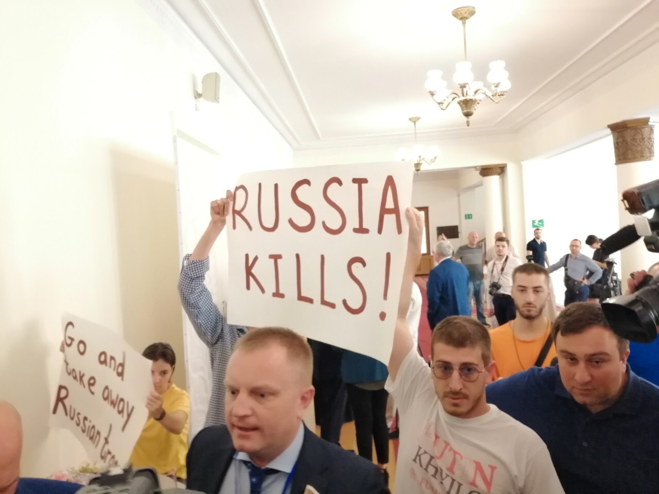 Interparlamentarna skupština pravoslavlja u Tbilisiju prekinuta zbog učešća poslanika ruske Dume 2