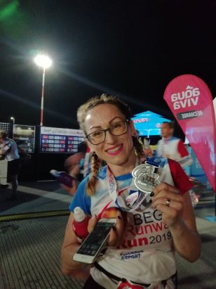 Održana noćna trka na Aerodromu Nikola Tesla (FOTO) 2