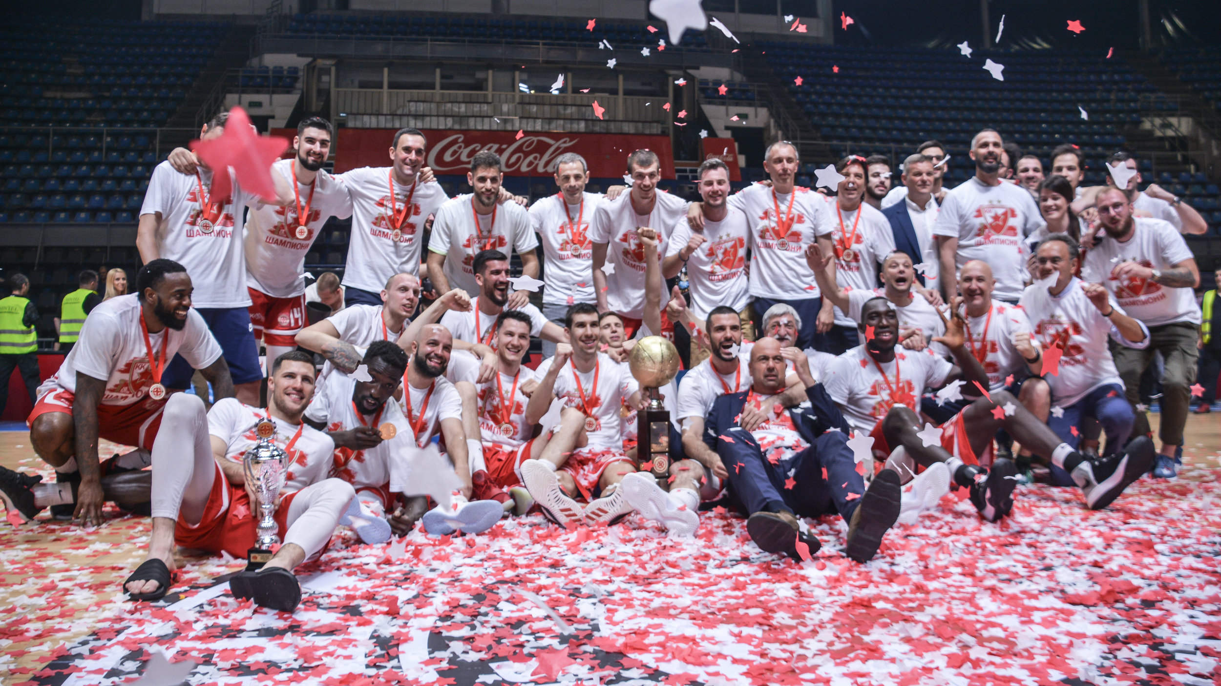 Crvena zvezda šampion Srbije u košarci 1