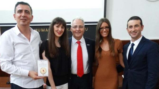 Požarevac: Priznanje za Crveni krst 1