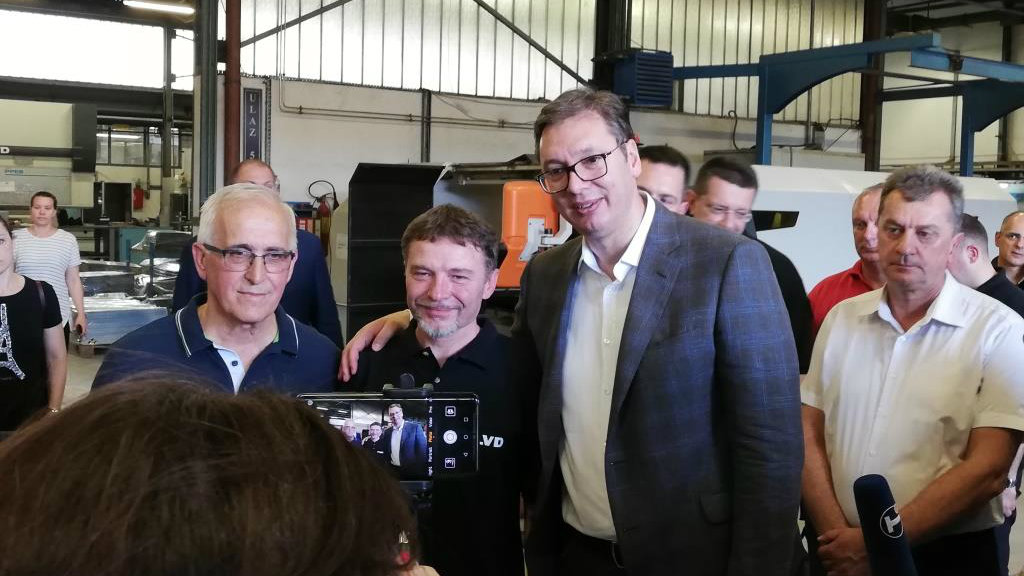 Aleksandar Vučić obišao pogone "Radijator inžinjeringa" oštećene u poplavama 1