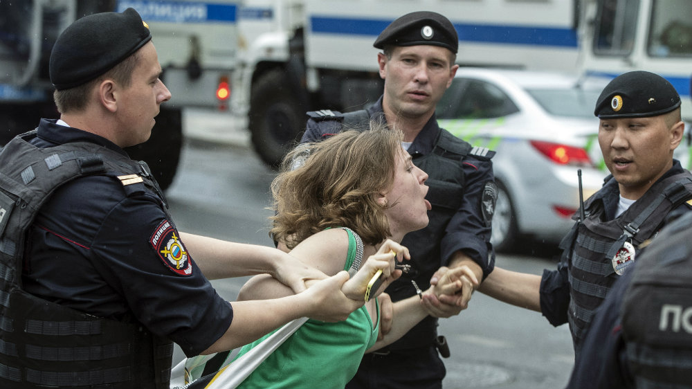 Nekoliko desetina demonstranata uhapšeno na protestu u Moskvi 1