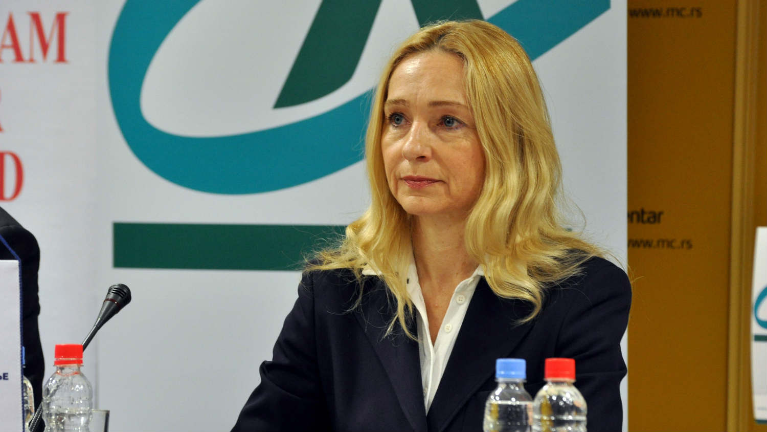 Razgovarajte sa kćerkom pre nego što to učini kozmetička industrija 1