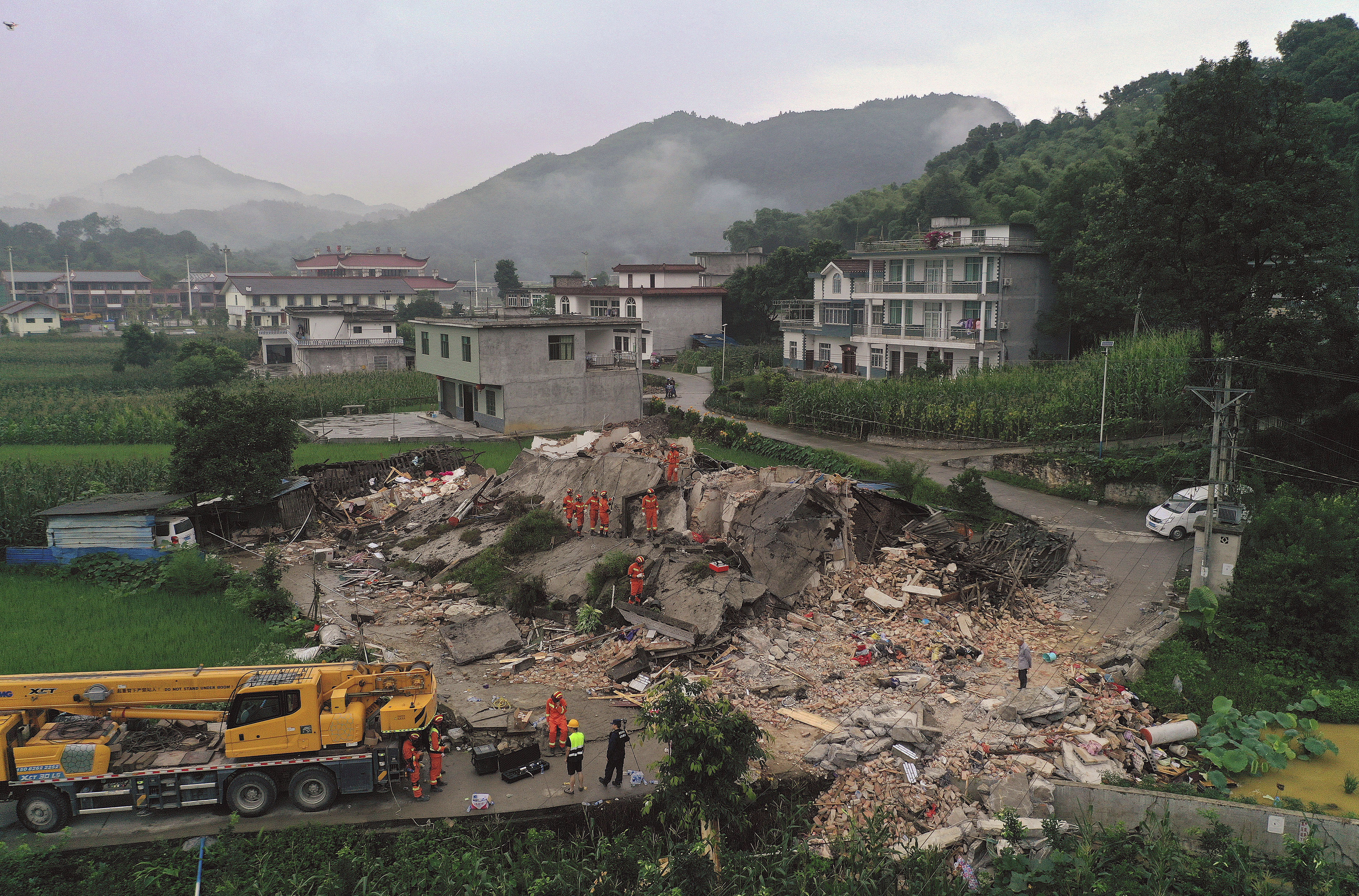 U zemljotresu u Kini najmanje 12 poginulih i 134 povređenih 2